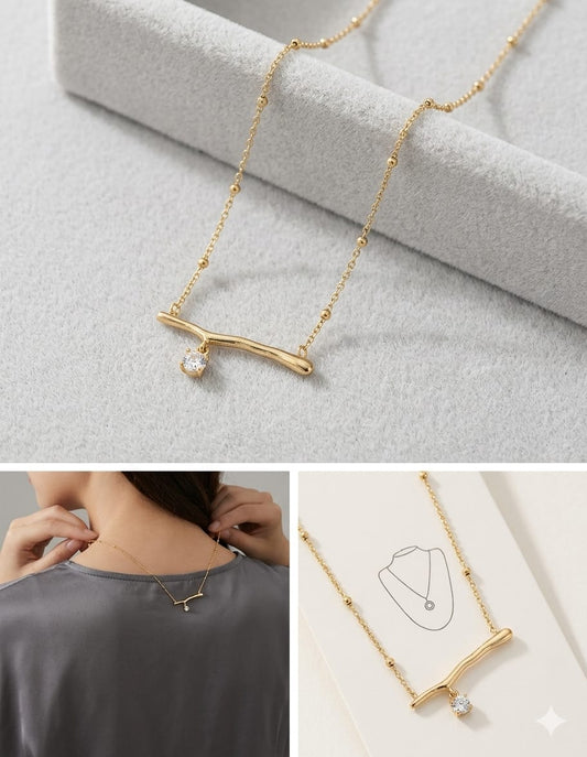 Gold Neclace With A Small Pendent Stainless Steel