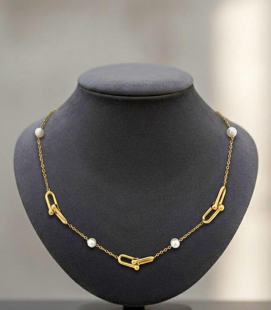 Gold With Pearl Neclace Stainless Steel
