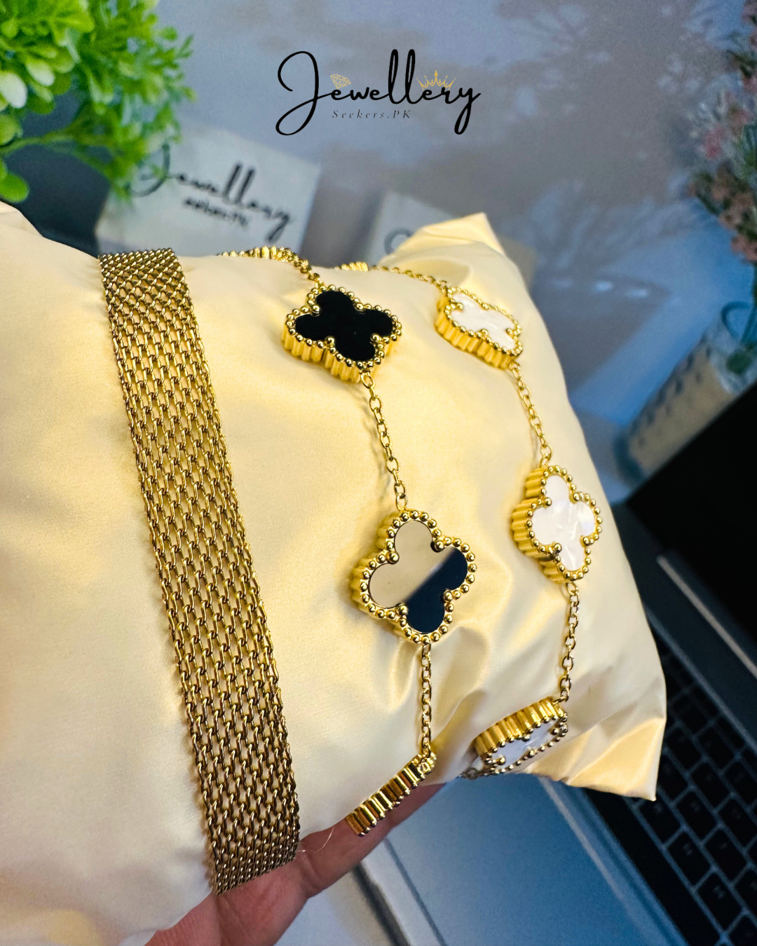 Clover & Rowena Combo 3pcs