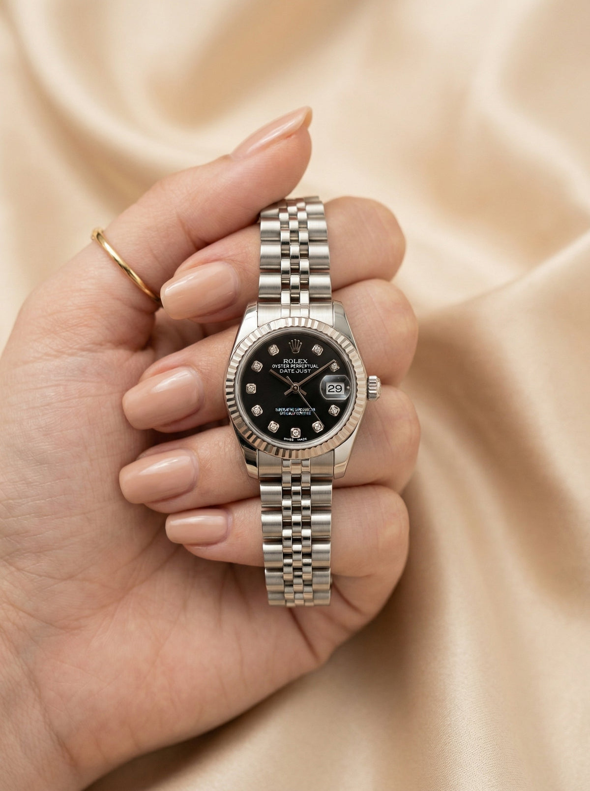 Rolex Date Oyster Black Dial Women Watch - Silver