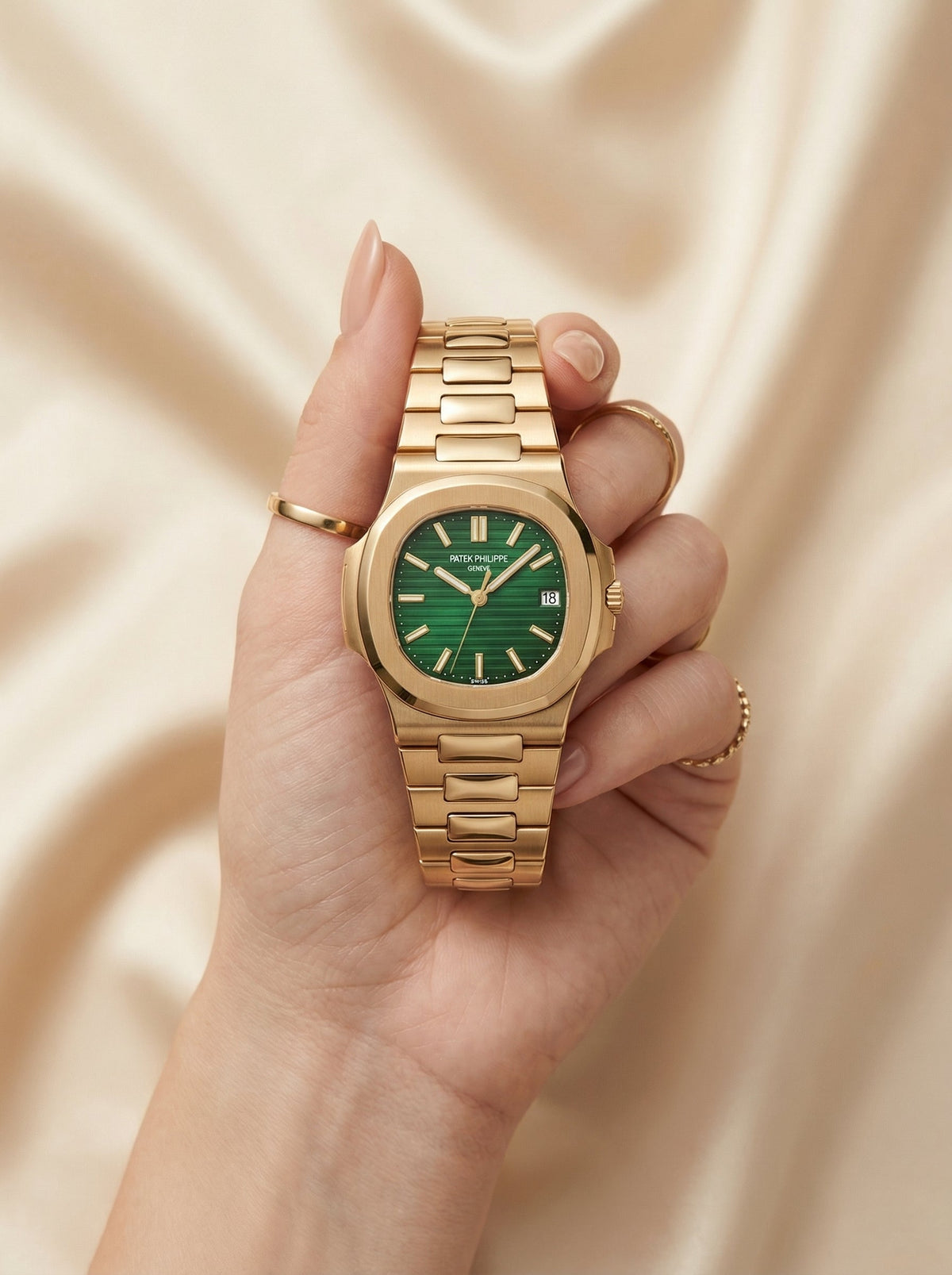 Patek philippe Green Dial Women Watch- Golden