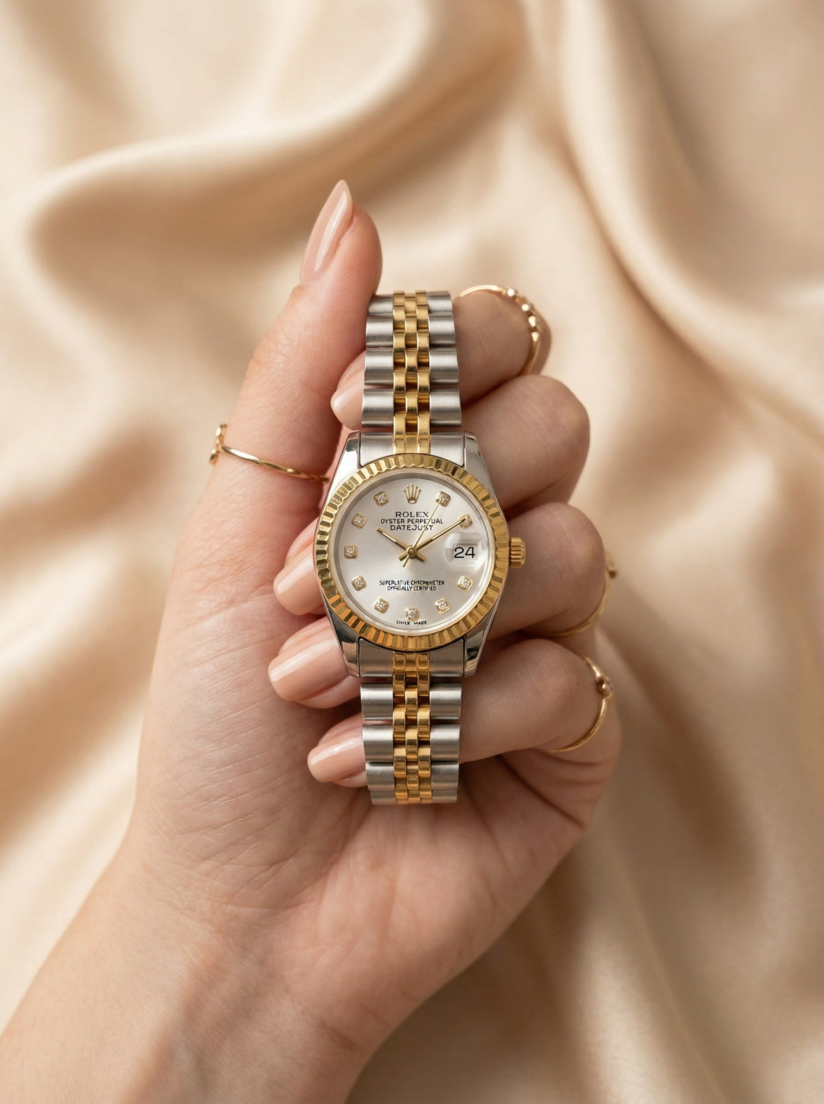 Rolex Date Oyster White Dial Women Watch - Two Tone