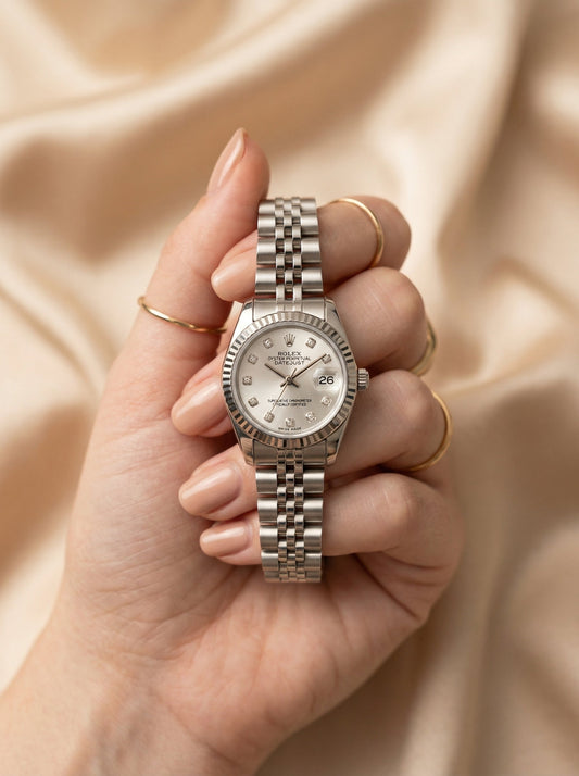 Rolex Date Oyster White Dial Women Watch - Silver