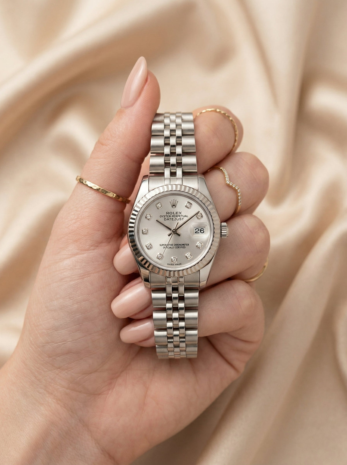 Rolex Date Oyster White Dial Women Watch - Silver