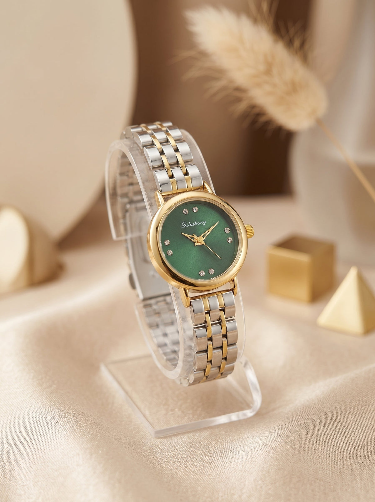 Dicaihong Elegant Green Dail Women Watch