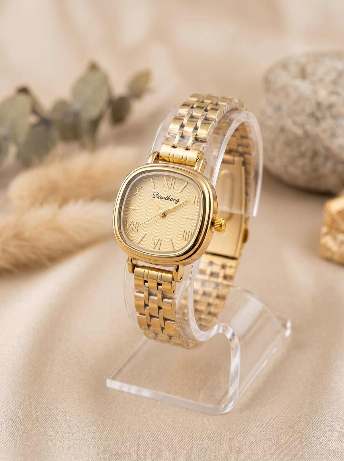 Dicaihong Elegant Golden Women Watch