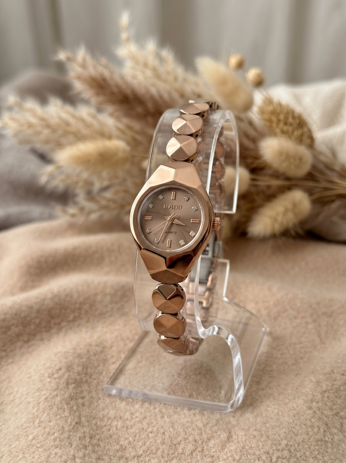 Rado Oval Classic Women Watch - Rose
