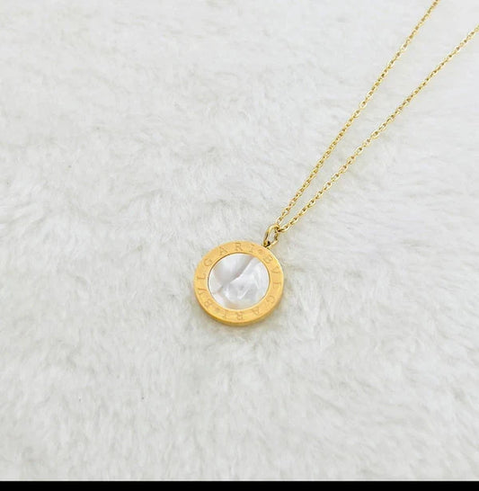White Round Necklace