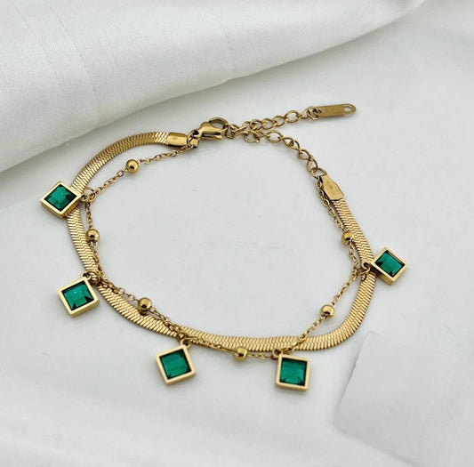 Elegant Curve Braclet