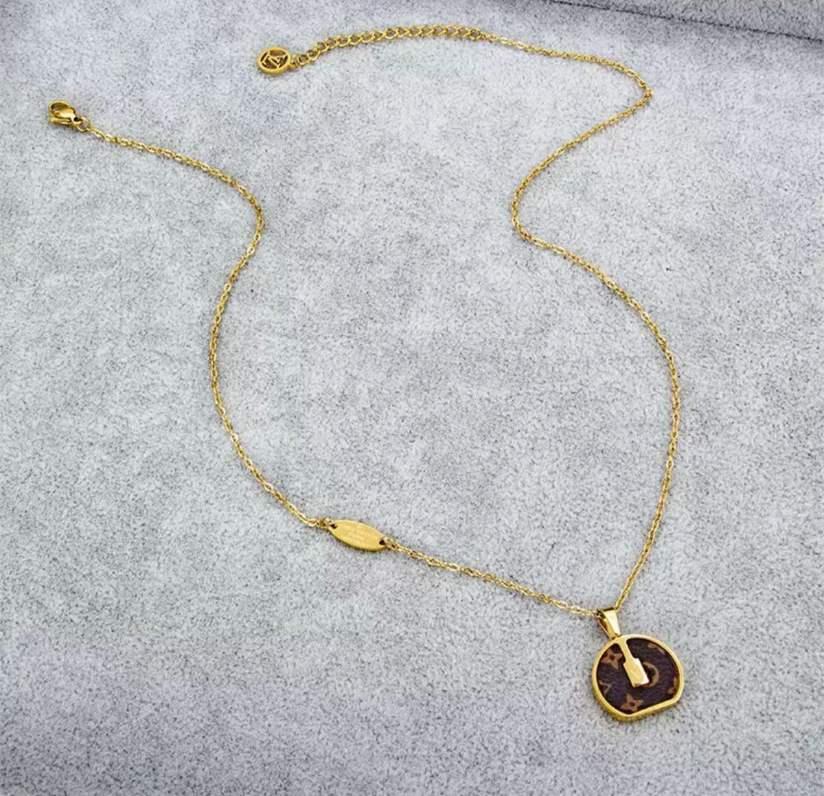 Velura Necklace